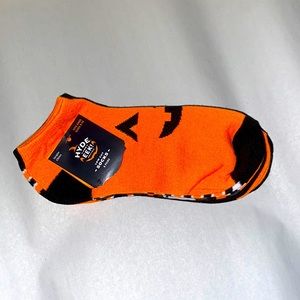 *Brand New* Target Hyde and Eek! Boutique 6 Pairs Halloween ale Cut Socks